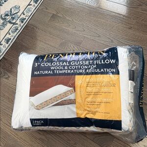 NWT - Pendleton Colossal Oxbow 3" Gusseted 2-Pack Pillow, Standard